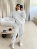 Trendy Queen Sweatsuits Women 2 Piece Outfit Two Piece Lounge Sets Hoodies and Sweatpants Fall Fashion Clothes 2025 Tracksuit