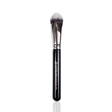 Nascita 4D Kabuki Foundation Brush 301 for Seamless Makeup