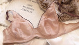 Elegant French Design Minimizer Bra Fashion Triangle Cups Structural Support Ultra Thin Soft Mesh Lingerie Set MOYISU Sexy Tushy
