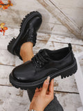 Women Spring New Black Platform Flats Shoes Women Loafers Slip on Boat Shoes Designer Casual Leather Oxfords 2026