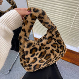 Stylish Leopard Pattern Tote Bag Soft Plush Handbag Underarm Shoulder Bag Women'S Casual Armpit Bag Lipstick Key Bag Trendy