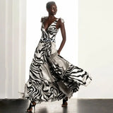 2025 Women's Sexy Two Piece Swimsuit Set Deep V Black White Stripe Print High End Sensation Swimwear for Ladies