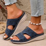 Summer Lightweight Wedges Slippers Women Metal Decor Plus Size 36-43 Beach Sandals Woman Comfortable Printed Platform Sandles