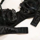 Toucheart Sexy Lingerie Set for Women Mesh Perspective Bra Set Lace Lace Splicing Sexy Hip-pack Skirt Sexy Underwear Garters Set
