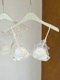 French Embroidery Lace Bralette Wireless Triangle Cup Bra for Women Elegant Underwear Set Thin Straps Small Chest Cover MOYISU