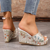 2026 Women's Embroidered Slippers Autumn New Round Toe Open Toe  Heel Shoes