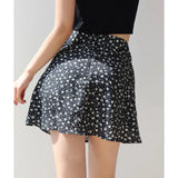 2026 Summer New Retro Vacation Style Small Floral Half Skirt High Waisted Wrap Buttocks Elegant Sweet Slim Short Skirt 06AH