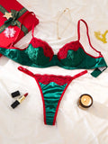 Christmas customized style,Sexy underwear set in green and red, featuring a thong style.Christmas Carnivals Sexy Bra ZA825175