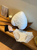 French lace women's underwear, high elasticity, comfortable and breathable, mid-crotch, hip-covering briefs