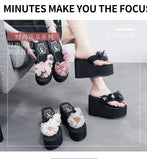 2025 New Beach Flip Flops For Women Summer Wedges Shoes Bohemian Flower Slippers Girls Sexy High Heels Street Platform Sandals
