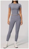 2PCS Women's Tracksuit Seamless Yoga Set Short Sleeve O Neck Workout T Shirts Fitness Suit Tight Hip Lifting Leggings Gym Sets