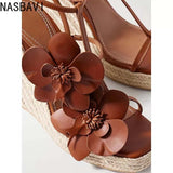 Flower Square Toe High-Heeled Shoes for Women, Slope Heels, Summer Gold One-Piece Sandals High-End Grass Woven Sandals for Women