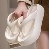 Chunky Platform Flip Flops for Women Summer 2025 Clip Toe Thick Bottom Cloud Slippers Woman Beach Non-Slip Soft Sole Flip Flops