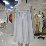 Women's Sleeveless White Mini Dress Floral Lace V Neck Summer Fashionable Solid Color Loose Fit Dress for Beach Vacations
