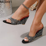 Fashion Slippers Peep Toe Wedges High Heels Slippers Shiny Rhinestones Comfortable Shoes for Women Slide Summer Zapatos De Mujer