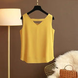 Star with The Same Halter Chiffon Vest Women's Loose Top Summer New Wear Outside with Sleeveless Short Bottom Shirt MOYISU L-5XL