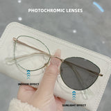 Fashion Anti Blue Light Reading Glasses Women High Quality Cat Eye Computer Eyepieces for Myopia Chameleon Glasses with Diopters