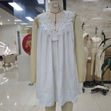 Women's Sleeveless White Mini Dress Floral Lace V Neck Summer Fashionable Solid Color Loose Fit Dress for Beach Vacations