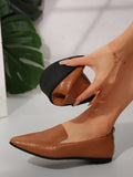 Summer Large Size 43 Women Shoes 2025 Simple Lightweight Flat Shoes Women Pointed Non Slip Soft Sole Casual Shoes Women Loafers