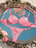 The pink girl-style is both comfortable and breathable. It comes with a lace-formed bra and adjustable shoulder straps ZA824031
