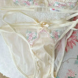 MOYISU Luxury Classic Thin Embroidery Light Luxury Silk French Underwear Sexy Pure Desire Lace Bra Set Small Chest Triangle Cup