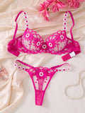 A sexy RoseRed lingerie set, including a daisy-patterned bra and thong, a comfortable family-style women's two-piece ZA825086