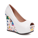 2026 New Big Size 33-43 Summer White Bohemian Graffiti Platform Pumps Slip On Black Red Chunky High Heels Wedges Shoes Women