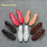 Women Crystal Jelly Shoes Girls Fashion Summer Flats Sandals V-mouth Slip-on Style Soft Sole Girls Daily Walking Driving Flats
