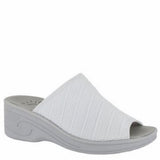 SoLite by Easy Street Airy - Womens White Sandal, Size 7.5