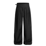 Minimalist-style Mens Tapered Trousers With Double Pleats And A Soft