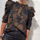 Womens Loose-fit Blouse With A Large Floral Print V-neck And Batwing Sleeves
