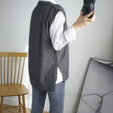 Women's Crew-Neck Loose Sleeveless Knitted Vest Top