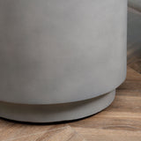 Chic Lightweight Round Side Table - Elegant Concrete Finished Accent Table in Light Gray