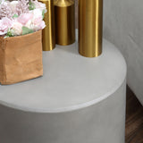 Chic Lightweight Round Side Table - Elegant Concrete Finished Accent Table in Light Gray