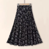 Slimming Pleated Floral Midi Dress