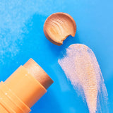 Essence Baby Got Holo Glow Highlighter Stick 10 Apricotly 5g
