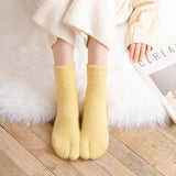 Women's Fleece-lined Thermal Winter Toe Socks Mid-calf Thick Warm
