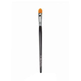 Nascita Pro Concealer Brush for Seamless Blending
