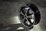 911 | Gloss Black/Machined Face & Lip