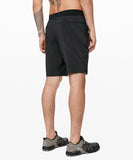 lululemon Men's T.H.E. Short (9" BLK (Linerless), S)