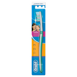 Oral-B 3-Classic Medium 40 Manual Toothbrush