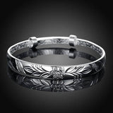 Women's Silver Plated Floral Ingrain Design Bangle